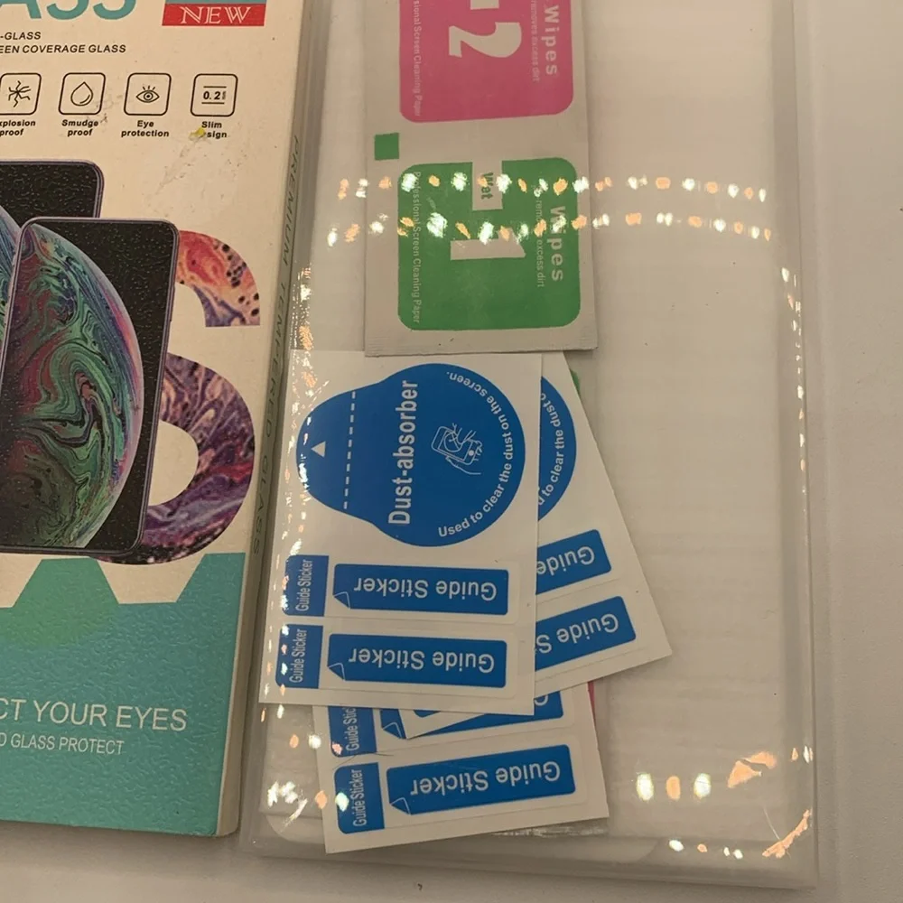 Lot of two iphone XS crative phone case and screen protector new